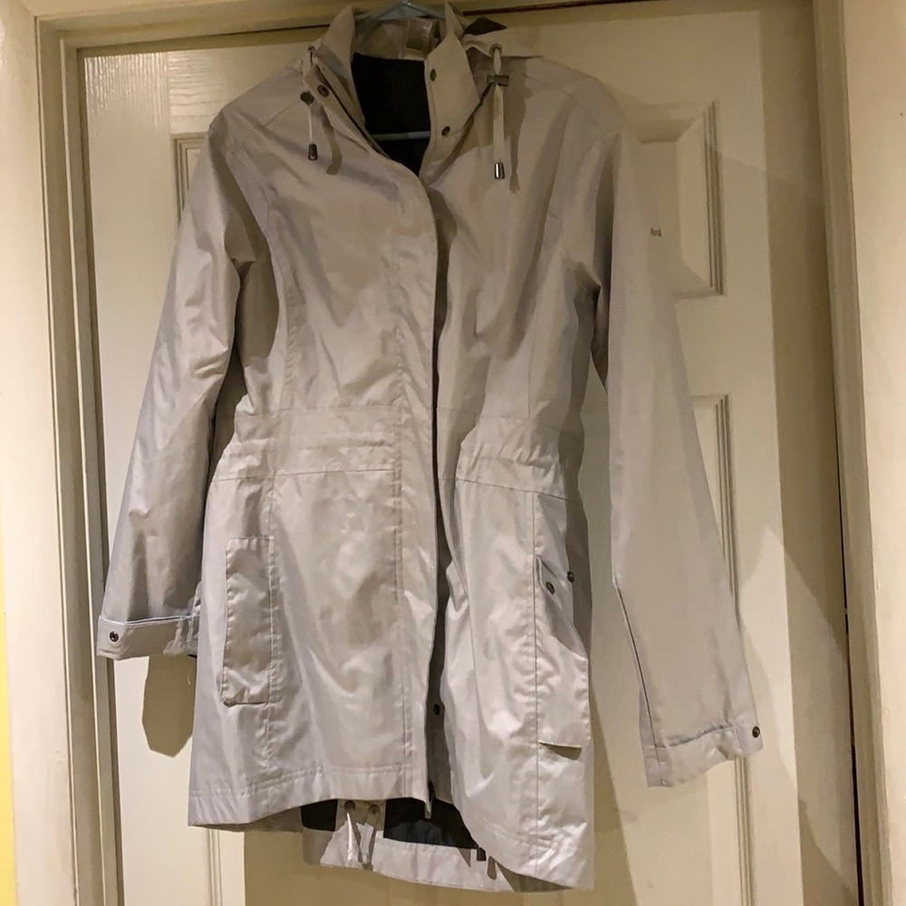 Avalanche light weight coat.
